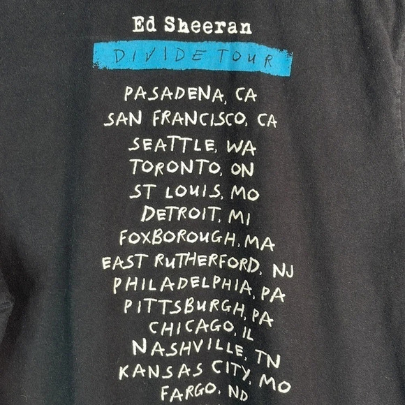 ED SHEERAN Divide World Tour Concert T-Shirt Black North America Cities Dates M - Picture 7 of 12